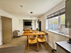 Dining- click for photo gallery